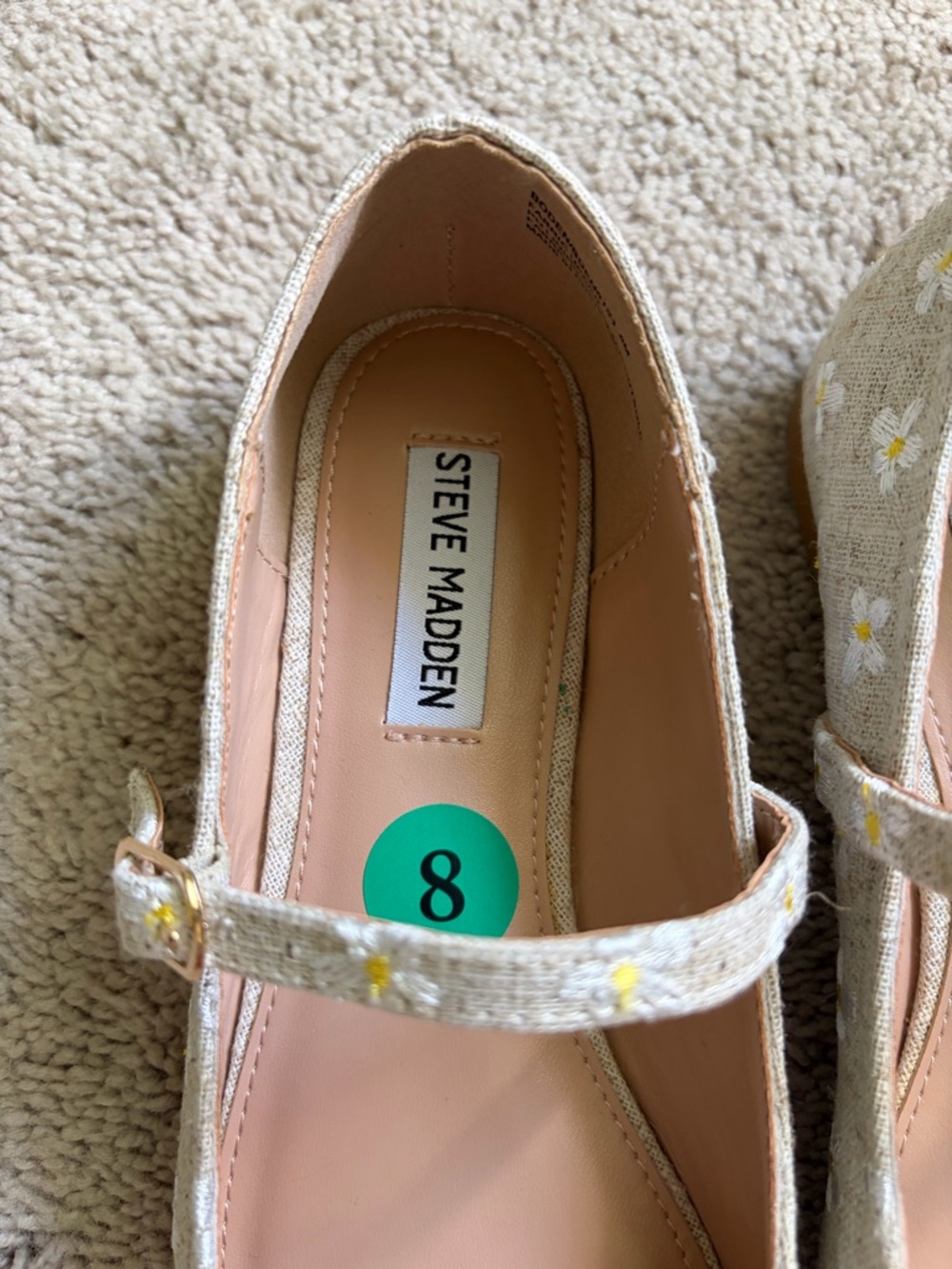 Steve Madden Women’s Boden Tan Linen Embroidered Daisy Mary Jane Flats Size 8 - Picture 2 of 6